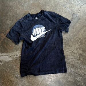 NIKE HOOPS TSHIRT